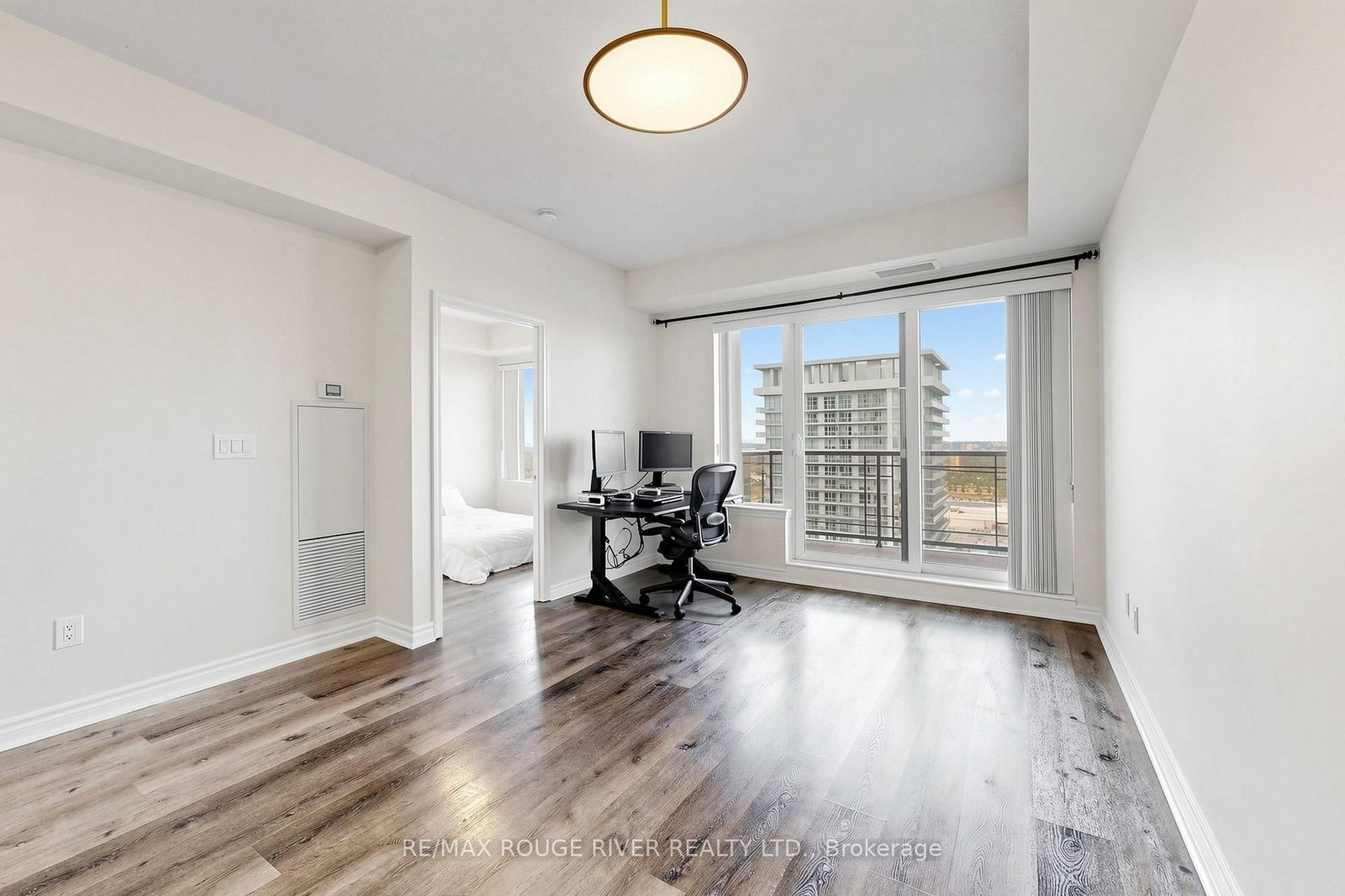 2903-385 Prince Of Wales Dr, Mississauga, view 11