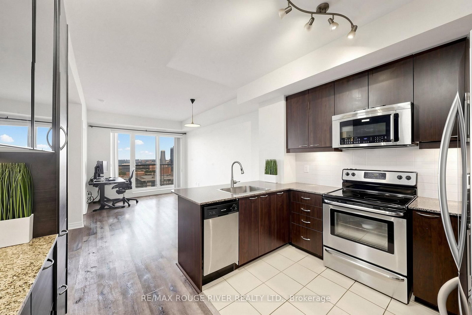 2903-385 Prince Of Wales Dr, Mississauga, view 19
