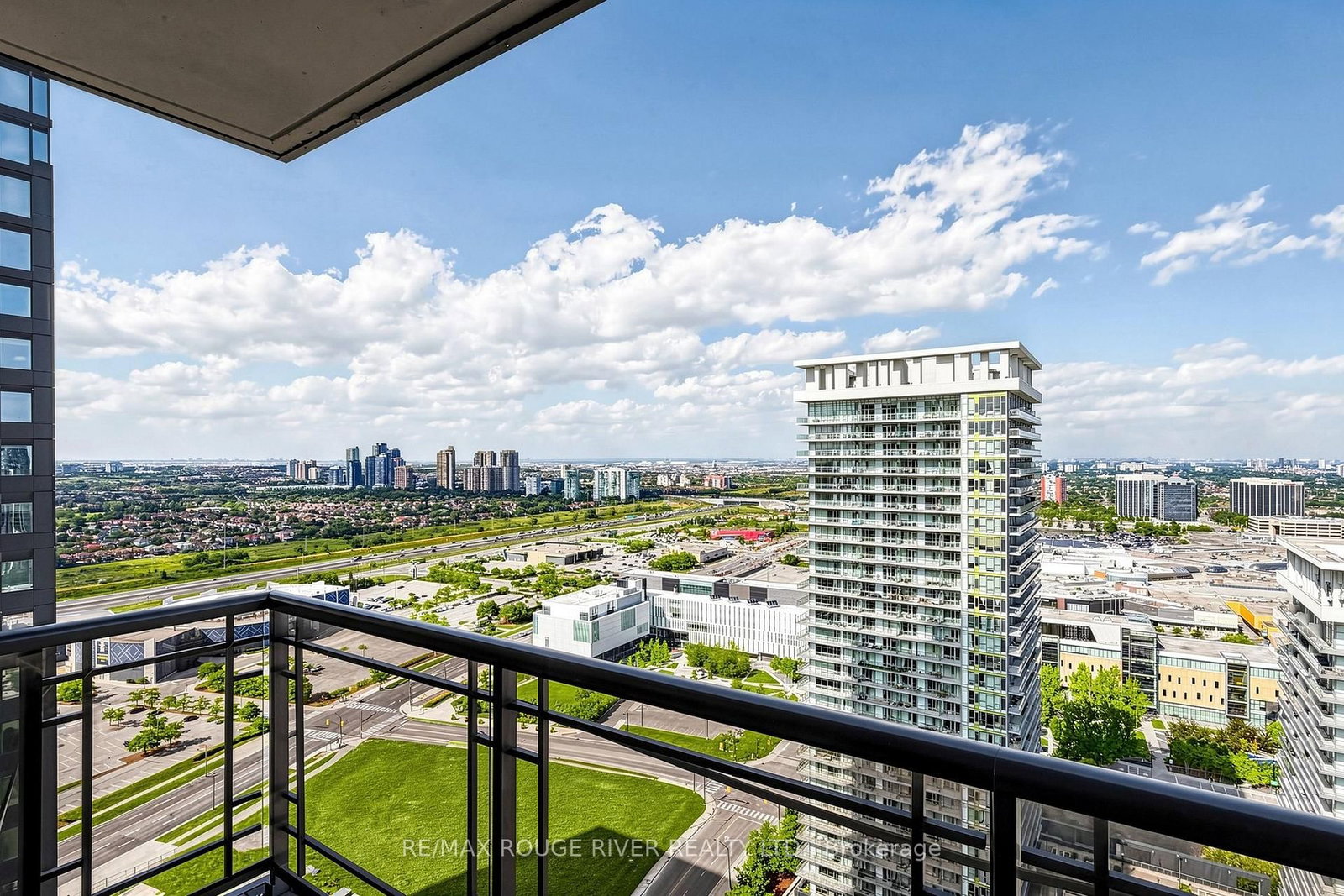 2903-385 Prince Of Wales Dr, Mississauga, view 36