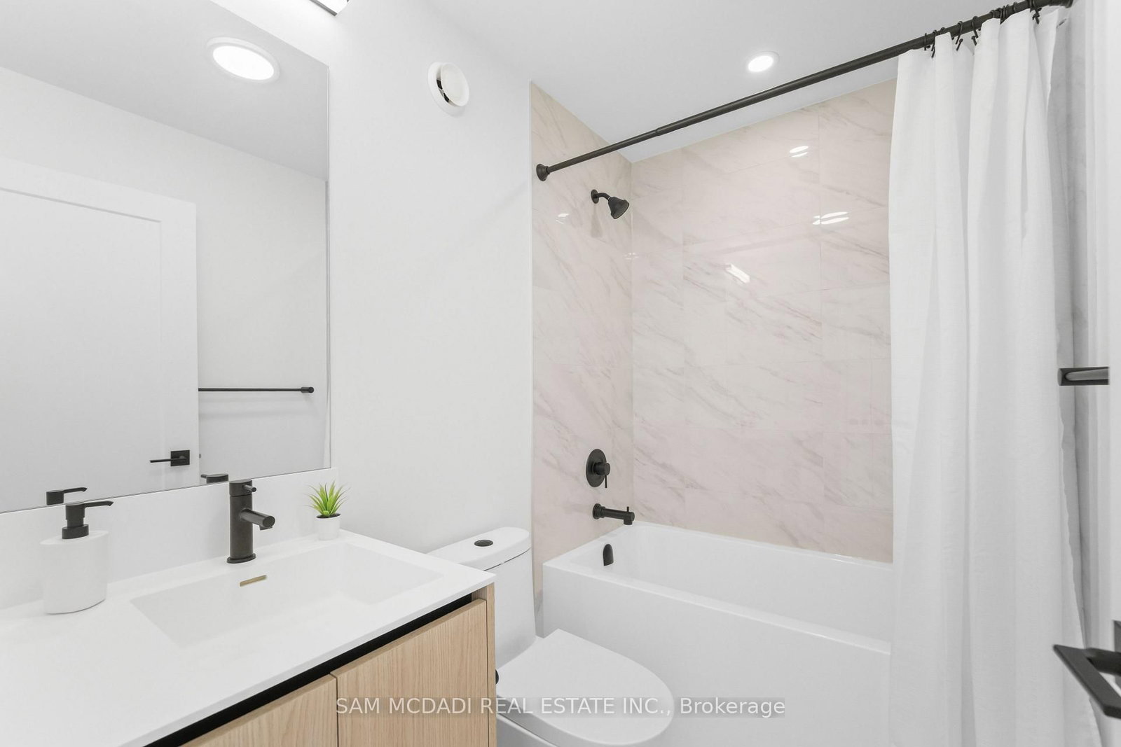 35-50 Coveside Dr, Mississauga, view 30