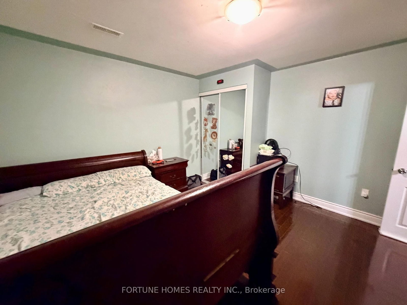 9 Paddington Road, Brampton 5