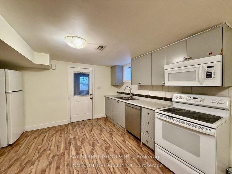 Lower - 178 Rosemount Avenue
