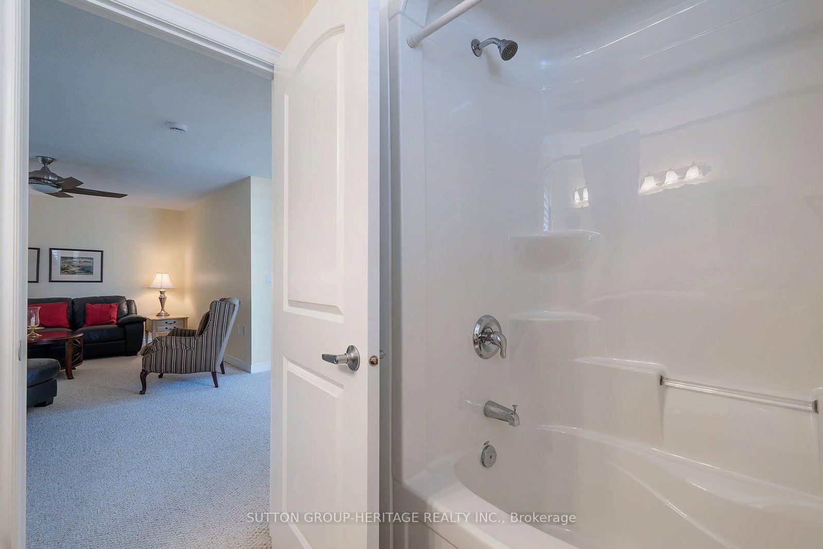 2120 Itabashi Way • #160 • Burlington, ON photo 29
