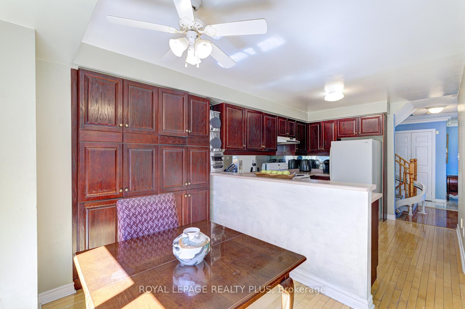5658 Glen Erin Drive • #1 • Mississauga, ON photo 15