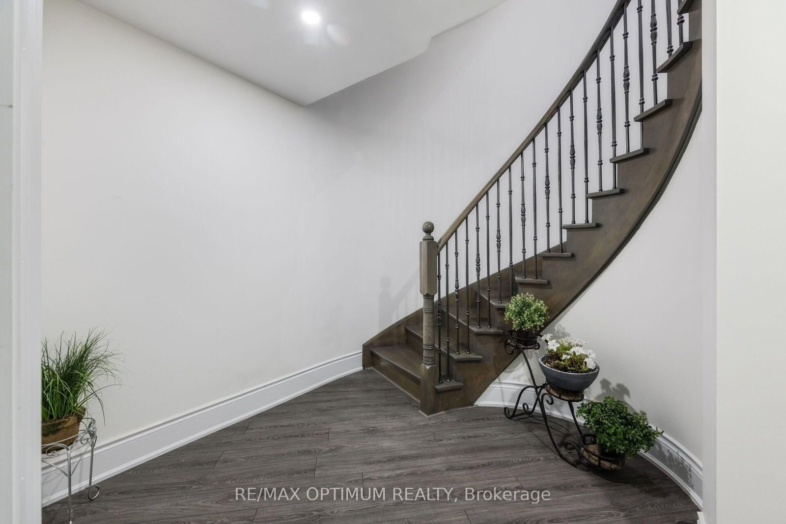 37 Elbern Markell Drive • Brampton, ON photo 32