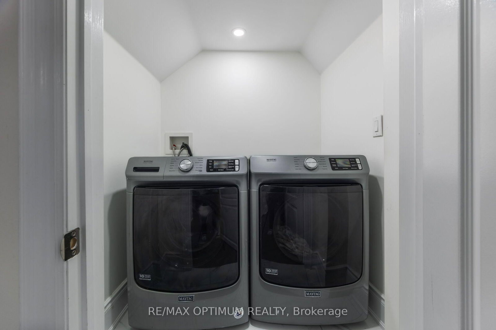 37 Elbern Markell Drive • Brampton, ON photo 37