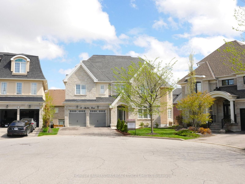 14 Ayrshire Court