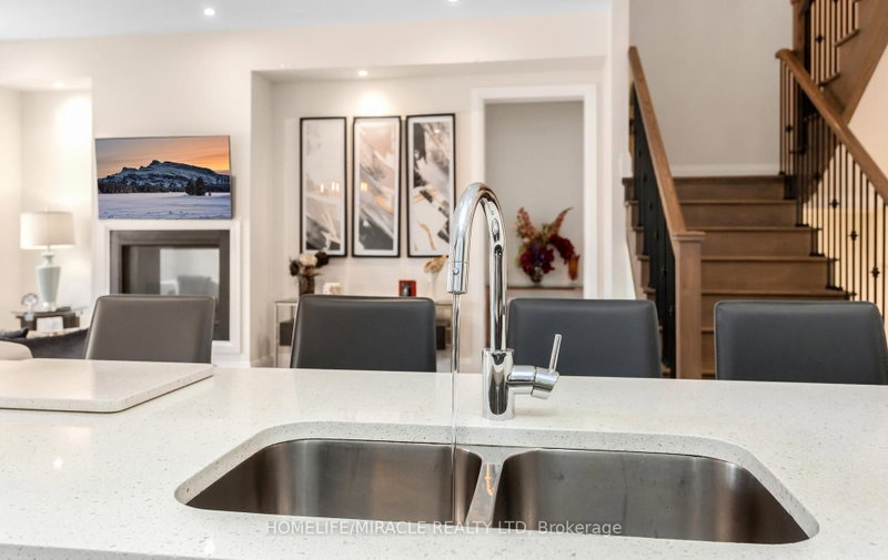 79 Mevira Oakville,ON L6H 7C5 — Photo 21