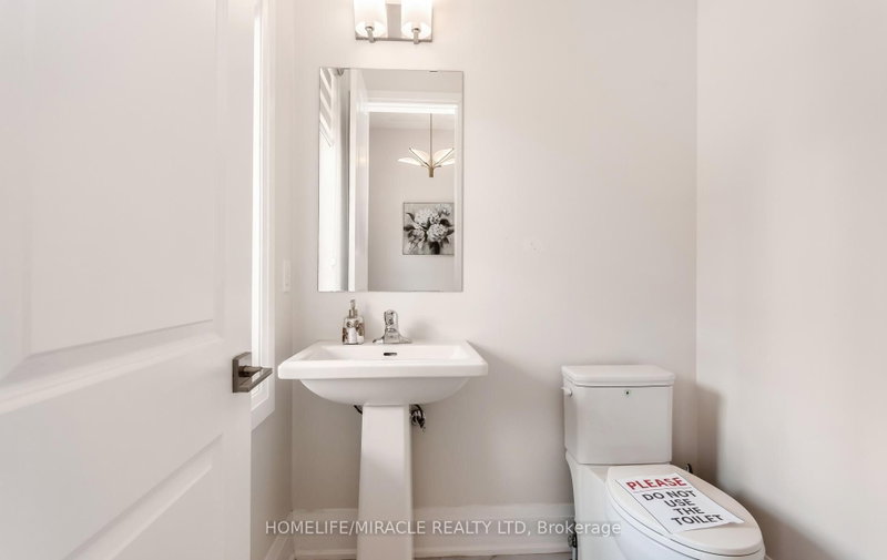79 Mevira Oakville,ON L6H 7C5 — Photo 24