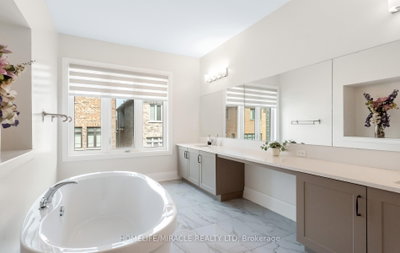 79 Mevira Oakville,ON L6H 7C5 — Photo 32