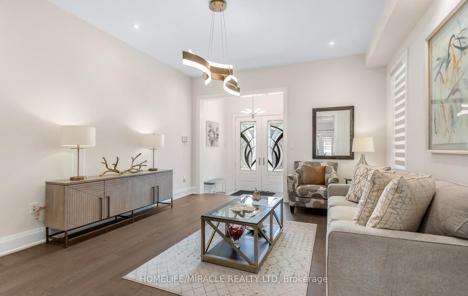 79 Mevira Gardens • Oakville, ON photo 5