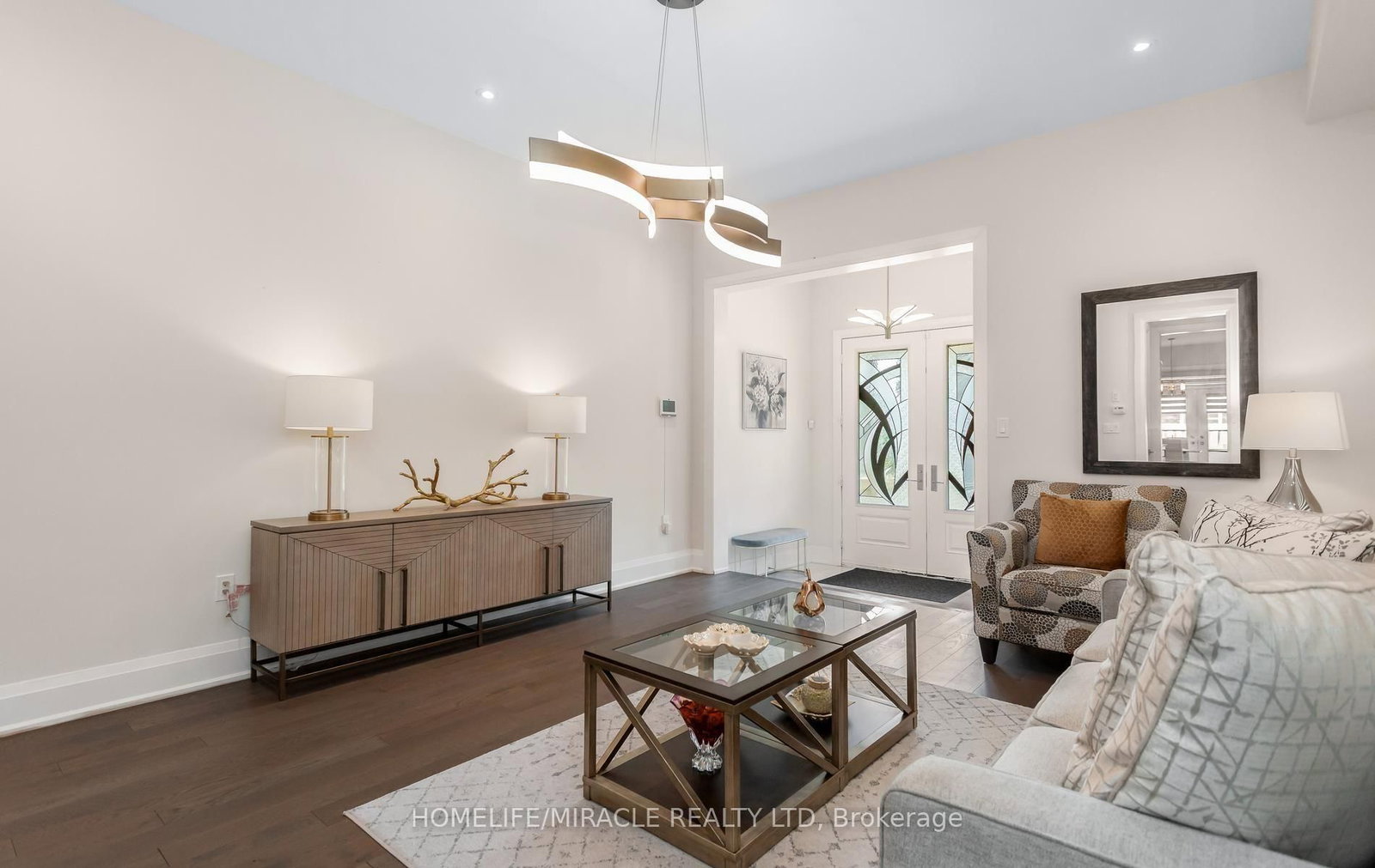 79 Mevira Gardens • Oakville, ON photo 6