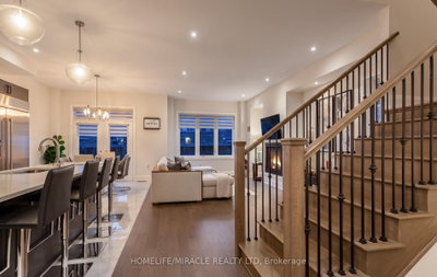 79 Mevira Gardens • Oakville, ON photo 8