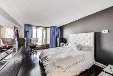 2045 Lake Shore Boulevard W • #1110 • Toronto, ON photo 8