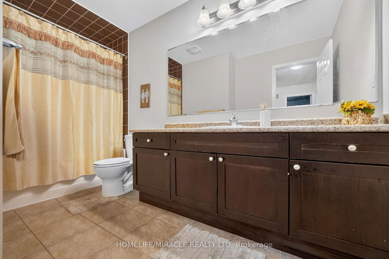452 Tyrone Milton,ON L9T 8J8 — Photo 11