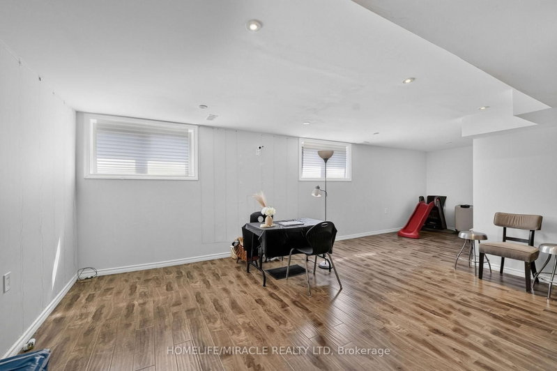 452 Tyrone Milton,ON L9T 8J8 — Photo 33