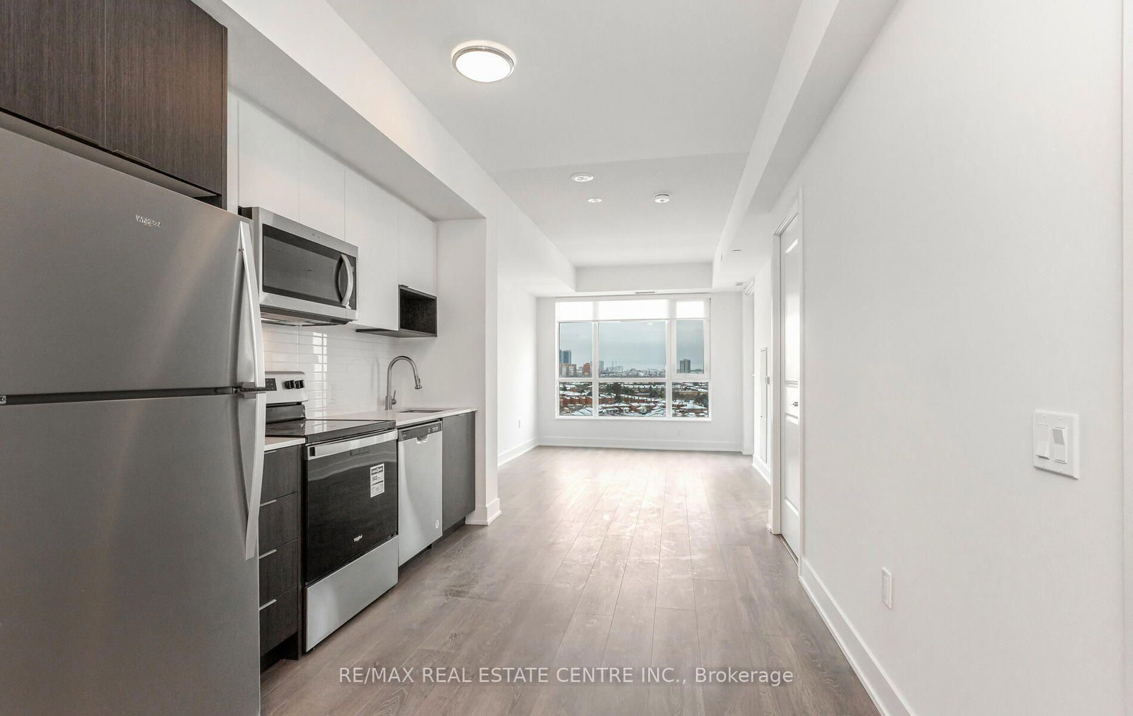 204 Burnhamthorpe Road E • #1307 • Mississauga, ON photo 10