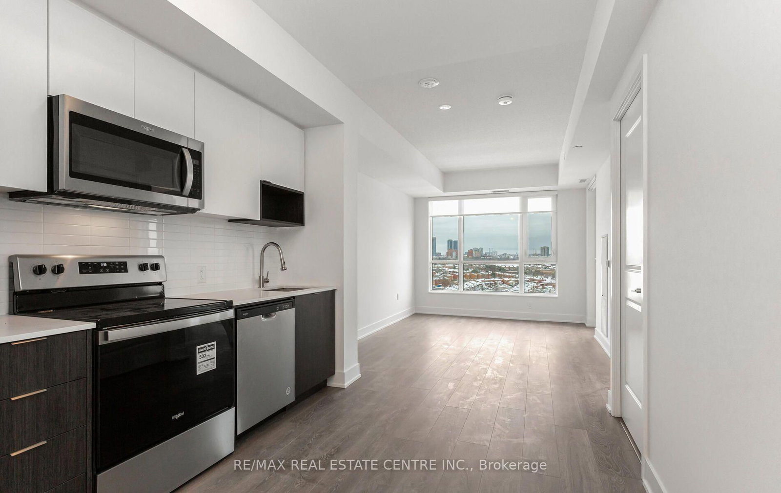 204 Burnhamthorpe Road E • #1307 • Mississauga, ON photo 11