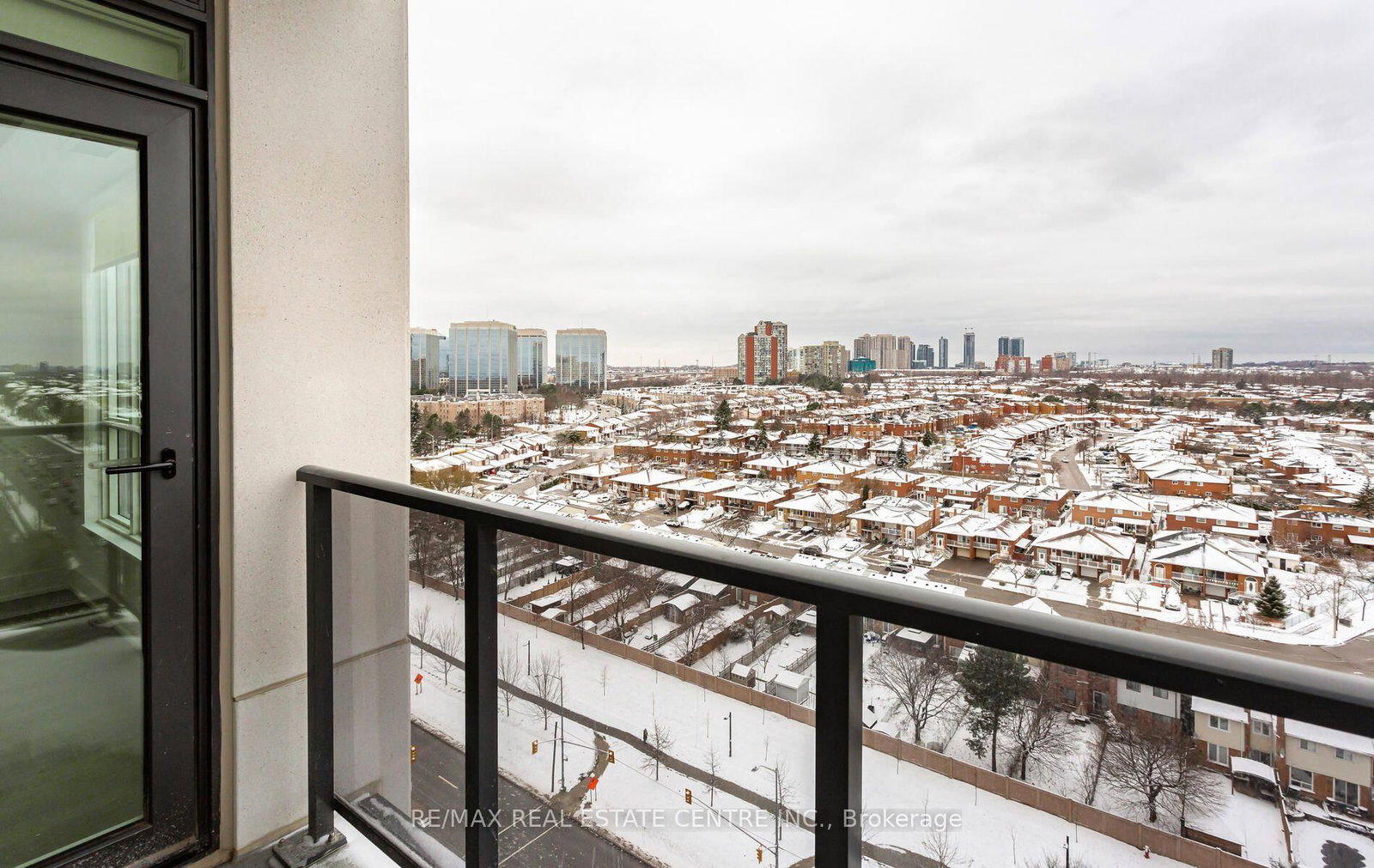 204 Burnhamthorpe Road E • #1307 • Mississauga, ON photo 31