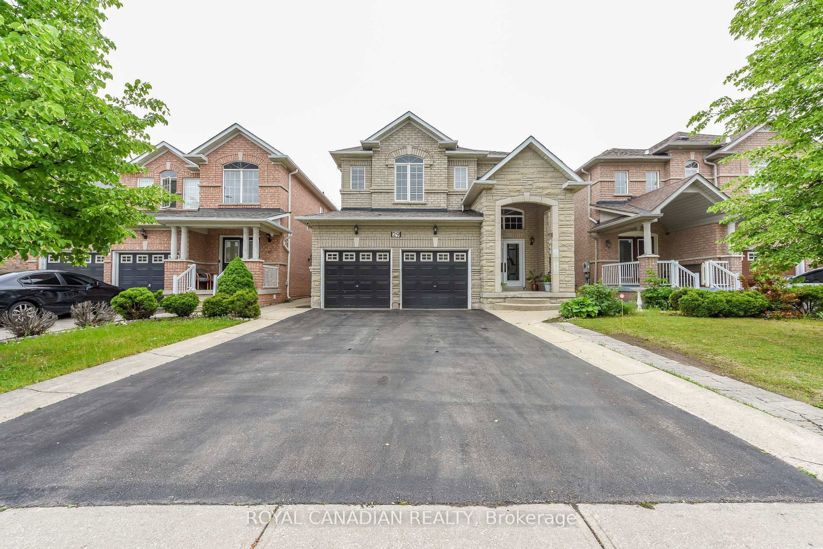 29 Dewside Drive • Brampton, ON photo 1