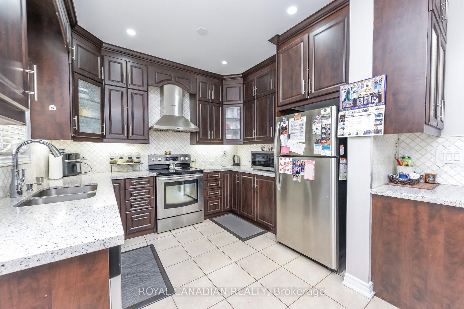 29 Dewside Drive • Brampton, ON photo 13