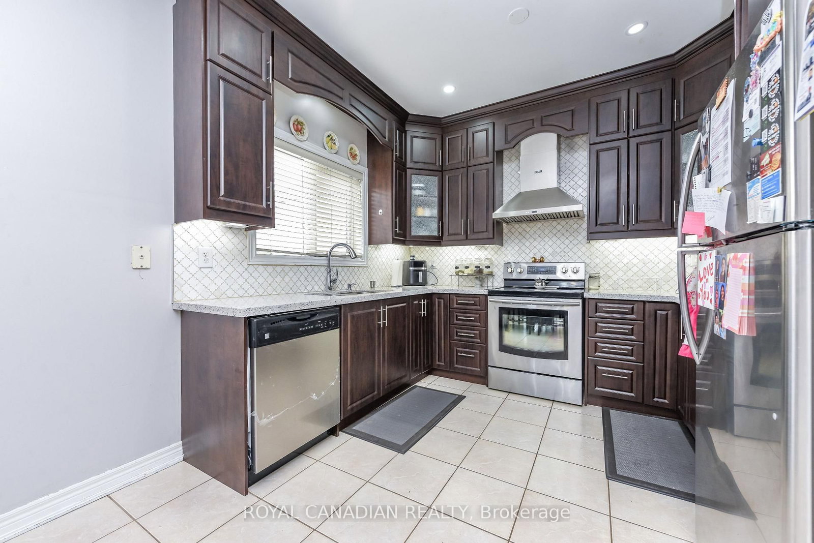 29 Dewside Drive • Brampton, ON photo 14