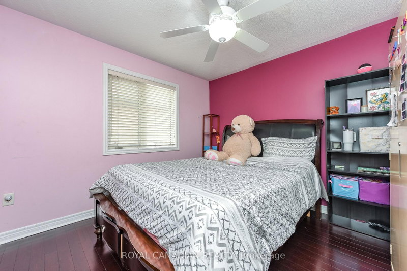 29 Dewside Brampton,ON L6R 3B7 — Photo 23