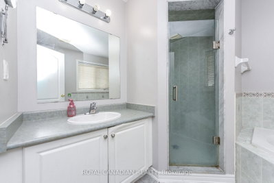 29 Dewside Brampton,ON L6R 3B7 — Photo 29