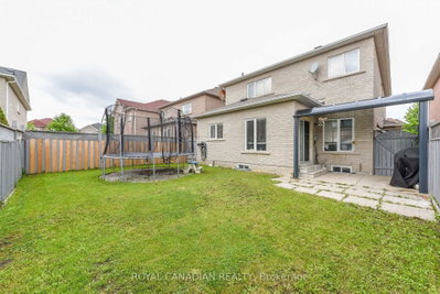 29 Dewside Brampton,ON L6R 3B7 — Photo 33