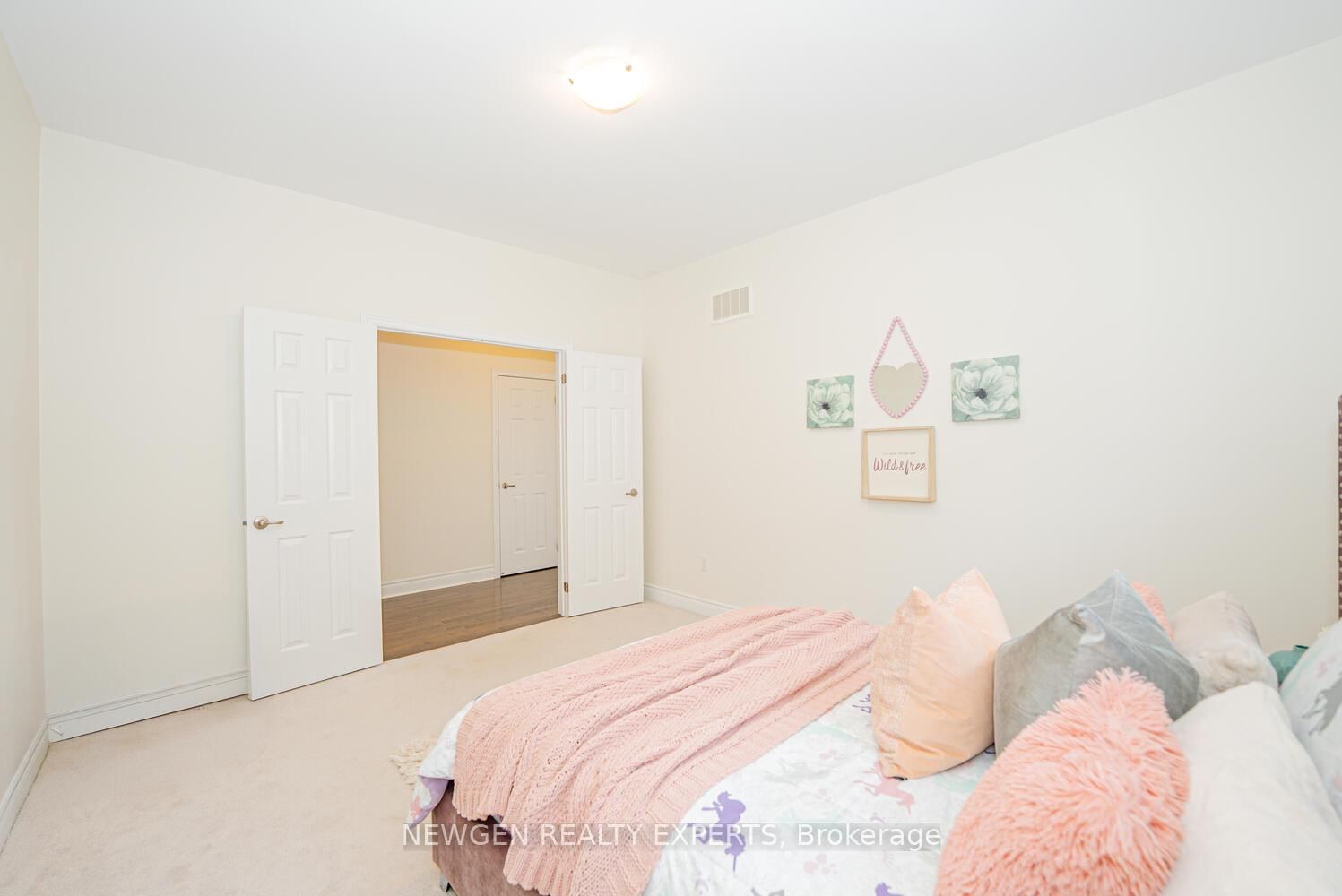 17 Monarch Drive • Halton Hills, ON photo 39