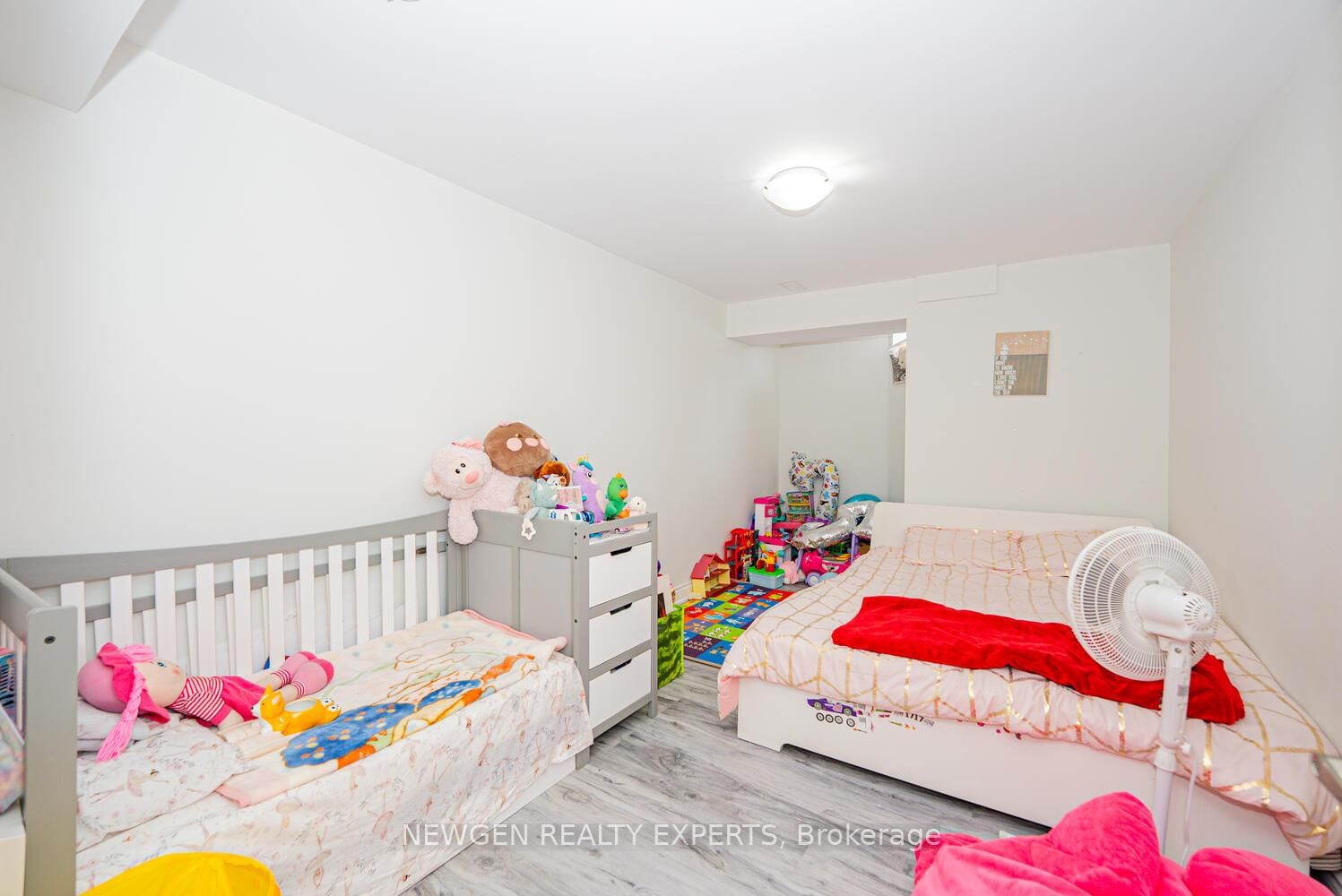 17 Monarch Drive • Halton Hills, ON photo 48