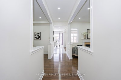17 Monarch Drive • Halton Hills, ON photo 6
