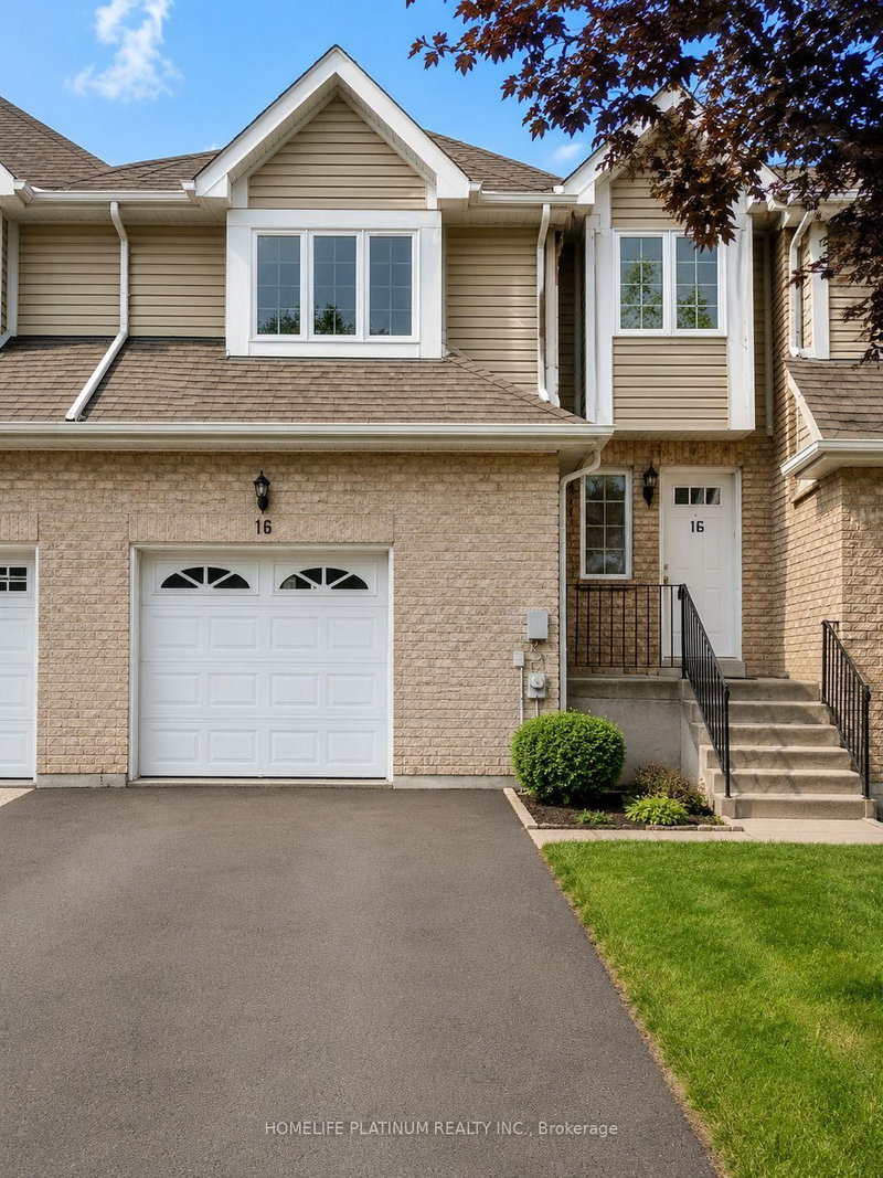 16 Langdale Crescent