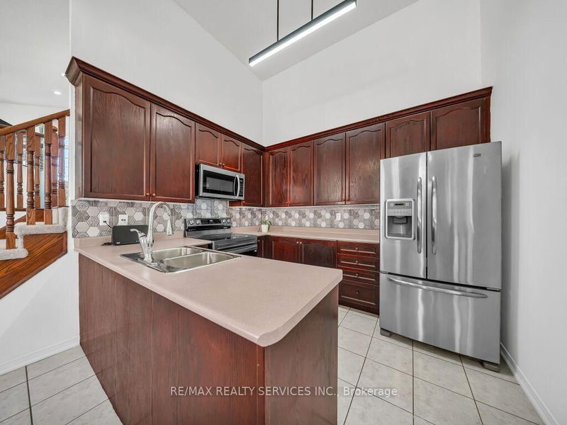 101 River Rock Brampton,ON L7A 2W4 — Photo 11