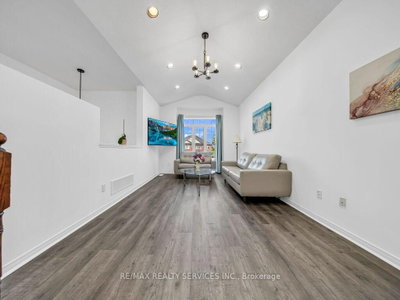 101 River Rock Crescent • Brampton, ON photo 9
