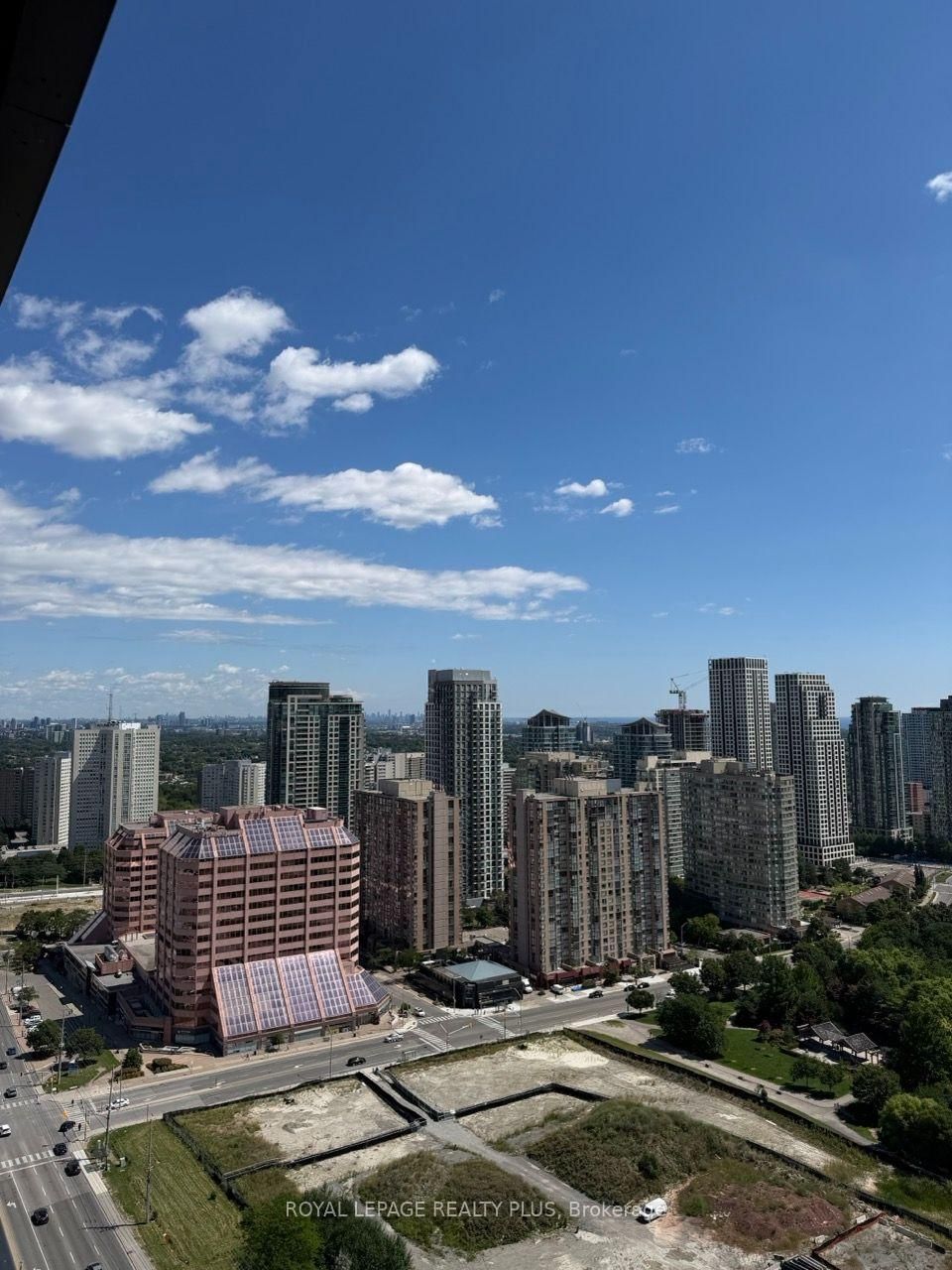 2704-4015 The Exchange Dr, Mississauga, view 12