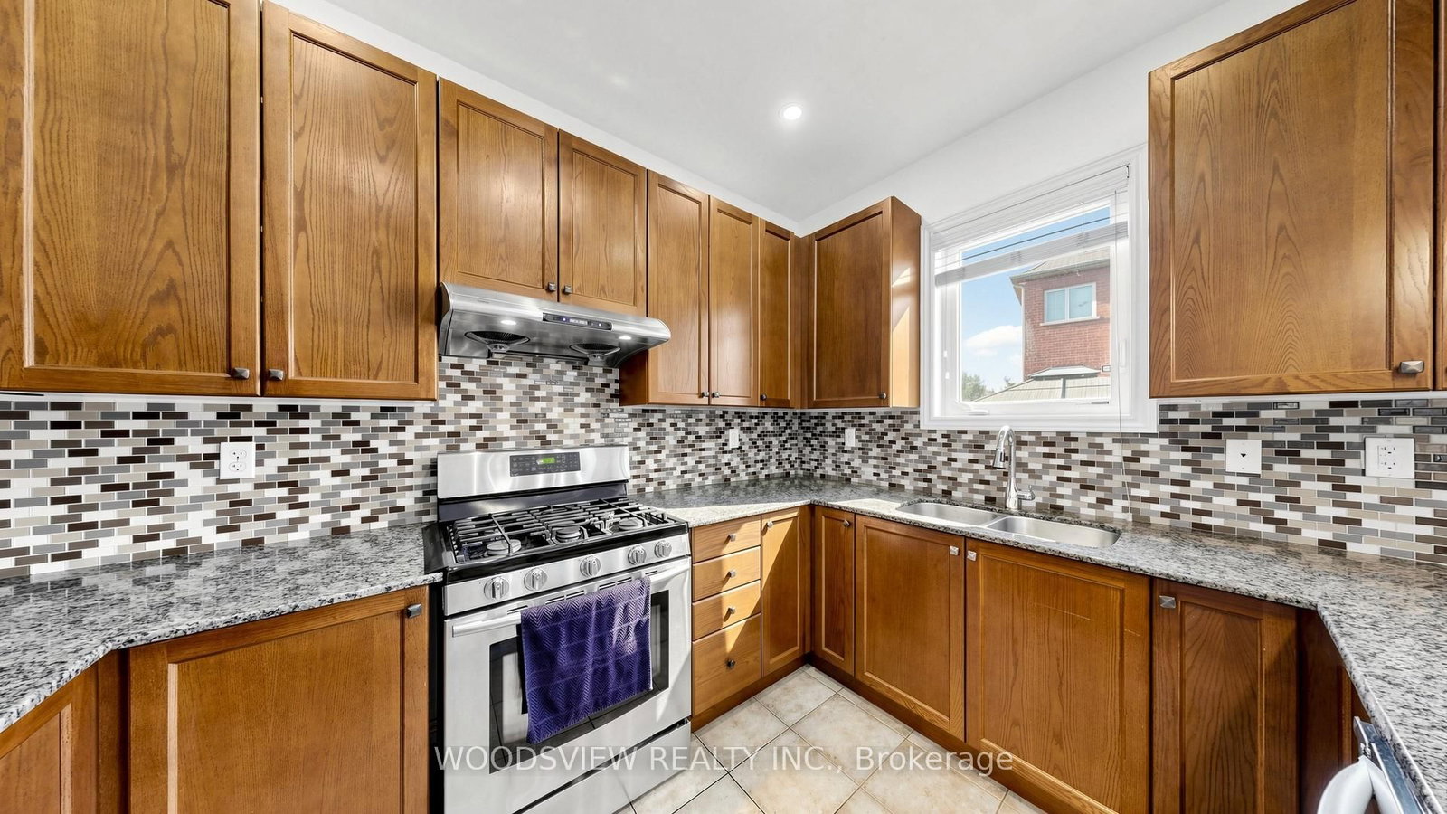 7 Deancrest Road • Brampton, ON photo 10