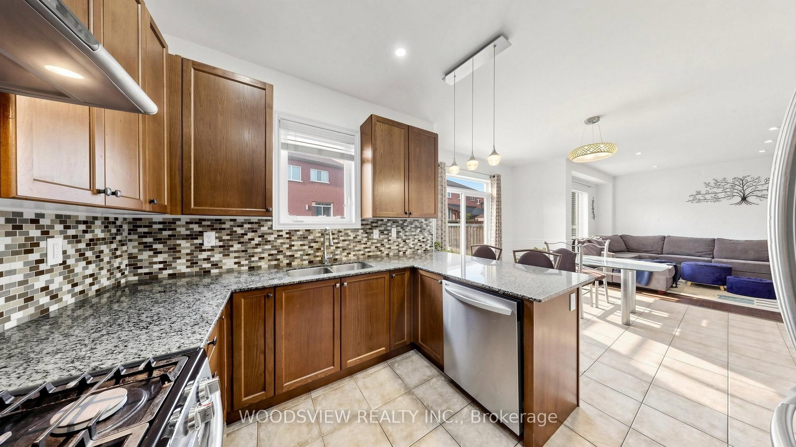 7 Deancrest Road • Brampton, ON photo 12