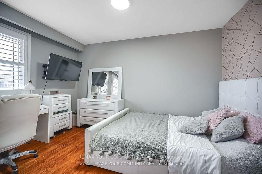 18 Terryellen Crescent • Toronto, ON photo 28