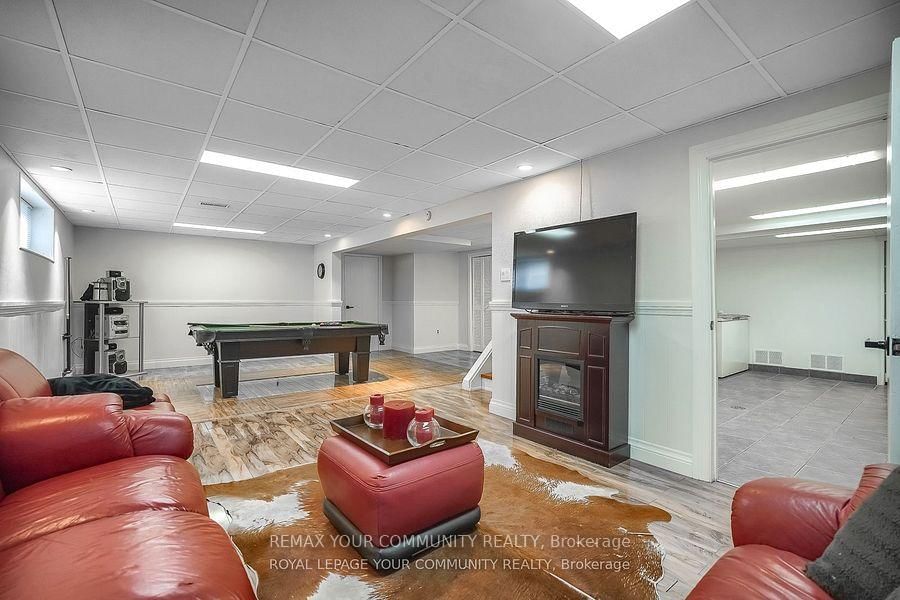 18 Terryellen Crescent • Toronto, ON photo 34
