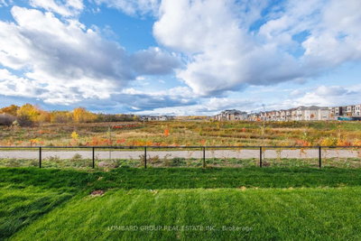 37 North Park Boulevard • Oakville, ON photo 5