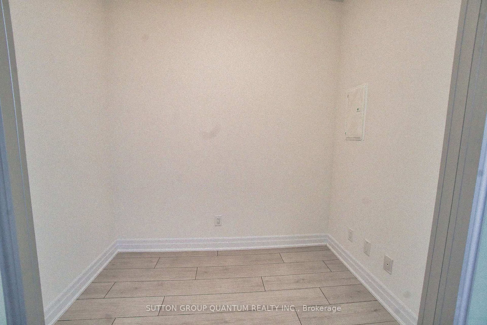 1607-30 Elm Dr, Mississauga, view 10