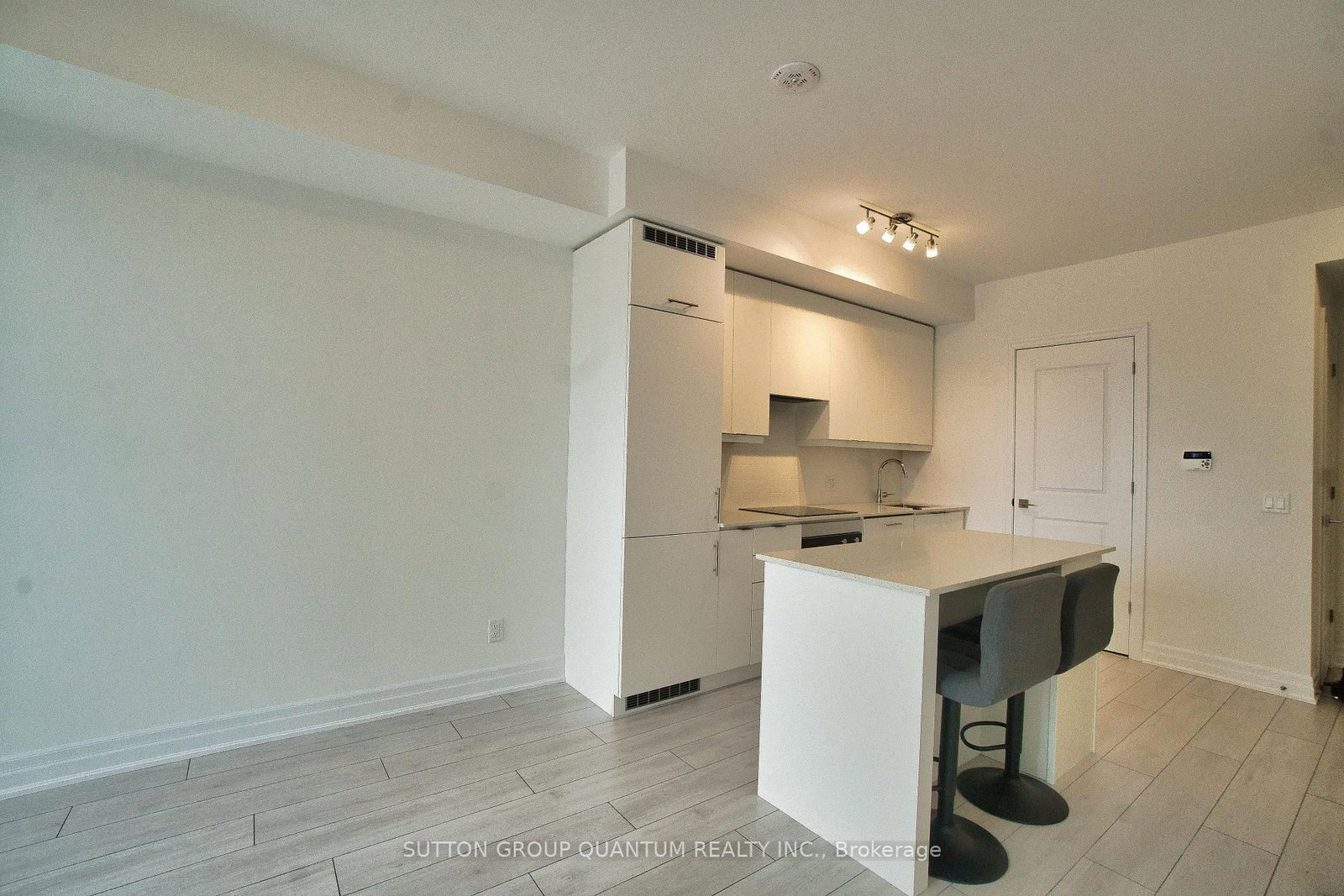 1607-30 Elm Dr, Mississauga, view 16