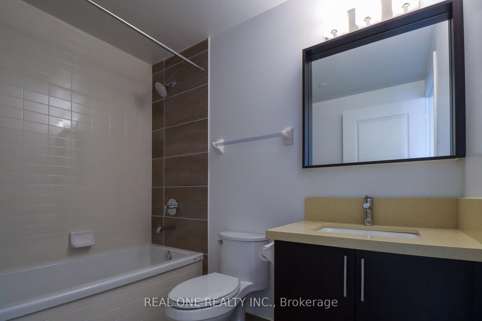 1006-4699 Glen Erin Dr, Mississauga, view 20