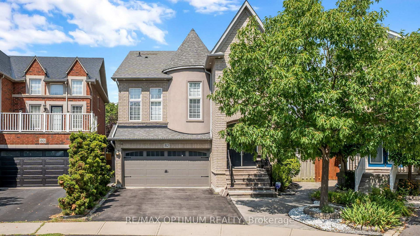 82 Penbridge Circle • Brampton, ON photo 1