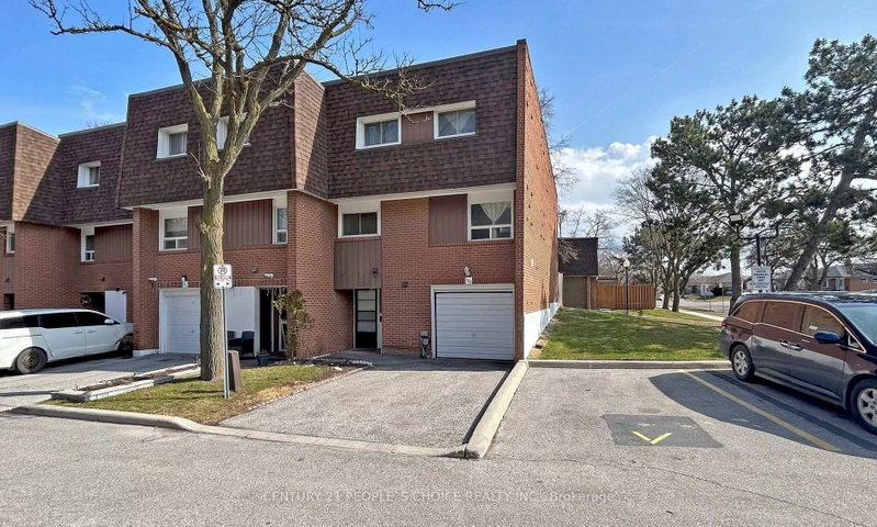 102 - 4 Litchfield Court