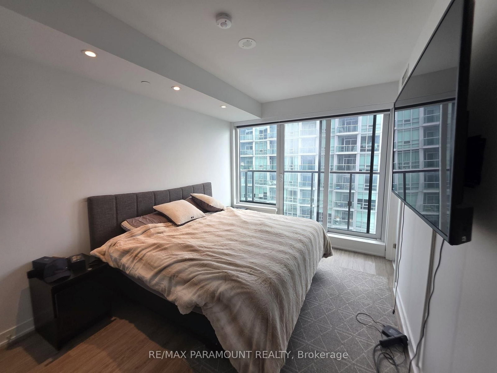 1926 Lake Shore Boulevard W • #1807 • Toronto, ON photo 11