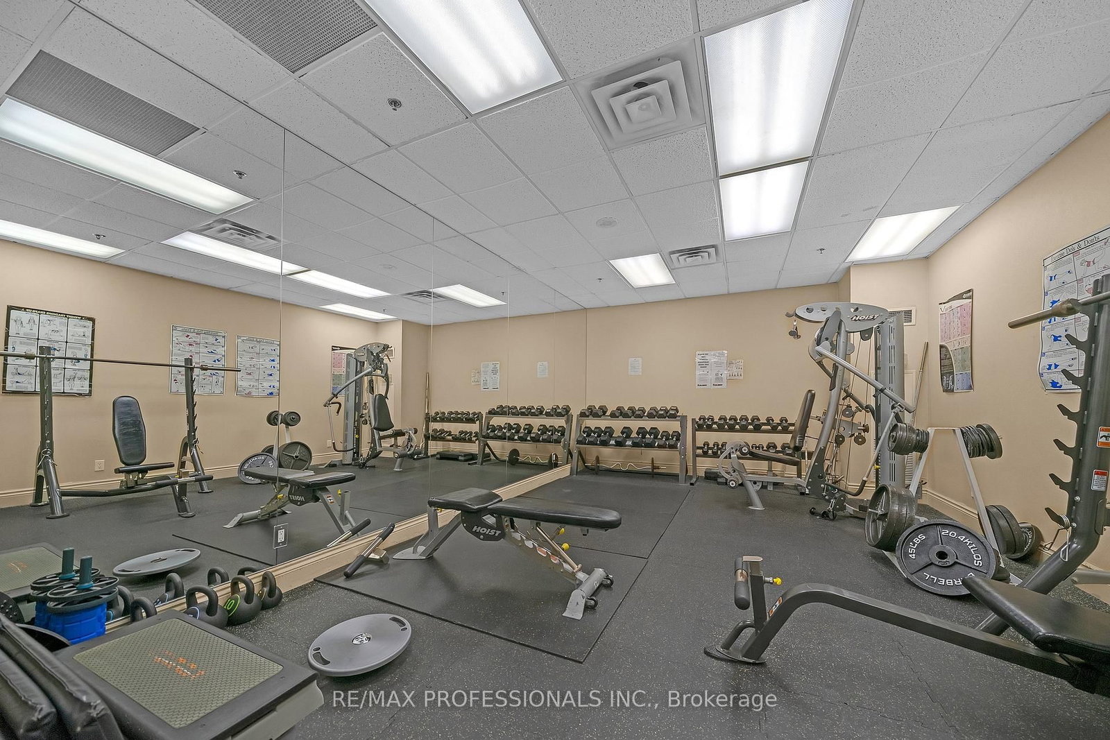 9 Michael Power Place • #402 • Toronto, ON photo 13