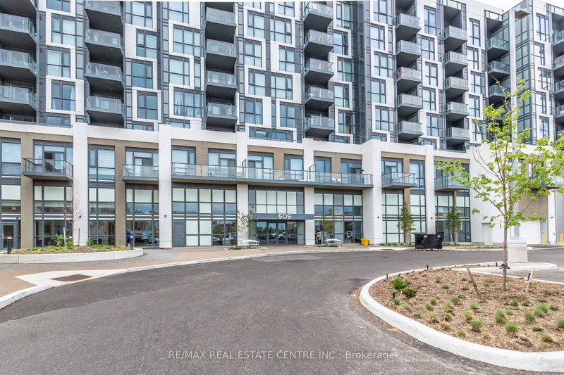 401 - 509 Dundas Street W