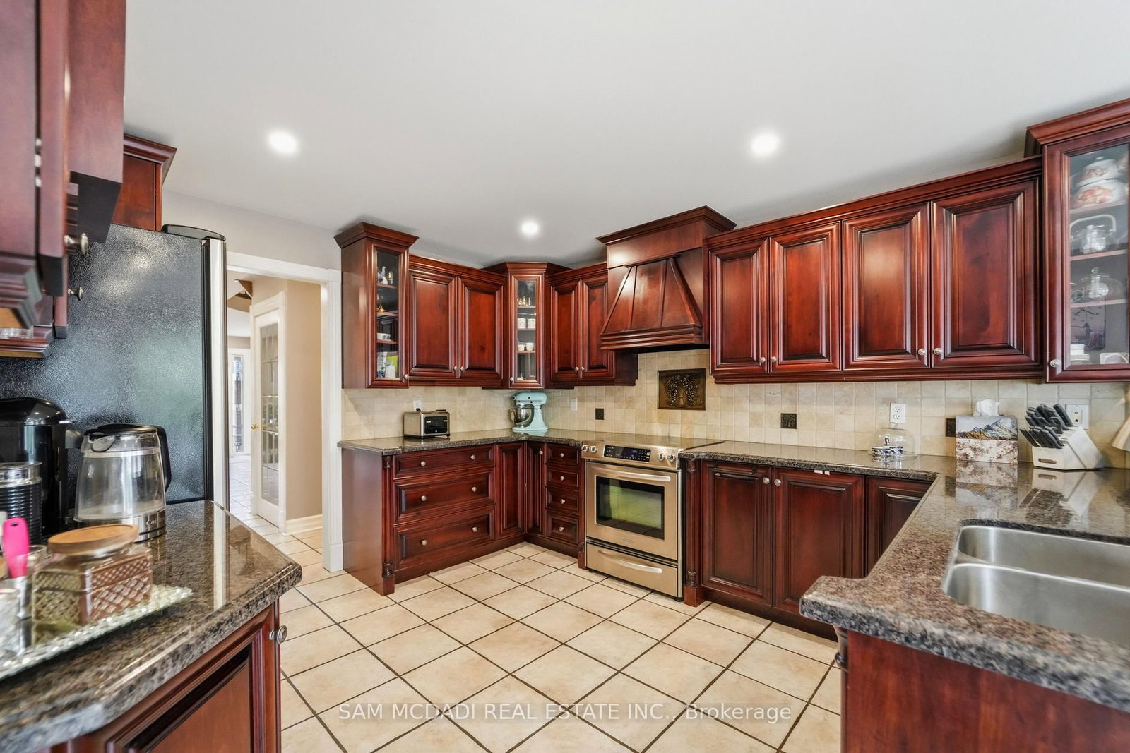 3605 Trelawny Circ, Mississauga, view 11